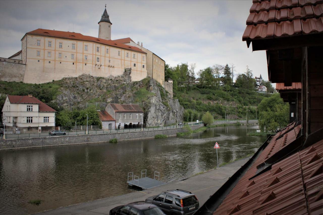 Ledeč nad Sázavou Penzion A Restaurace U Reky酒店 外观 照片